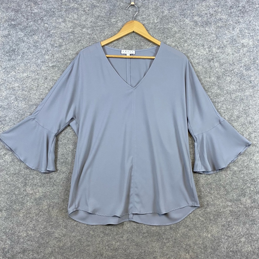 Chaus Women’s Blouse Size M Gray Pullover V-neck 3/4 Bell Sleeves Neutral Office